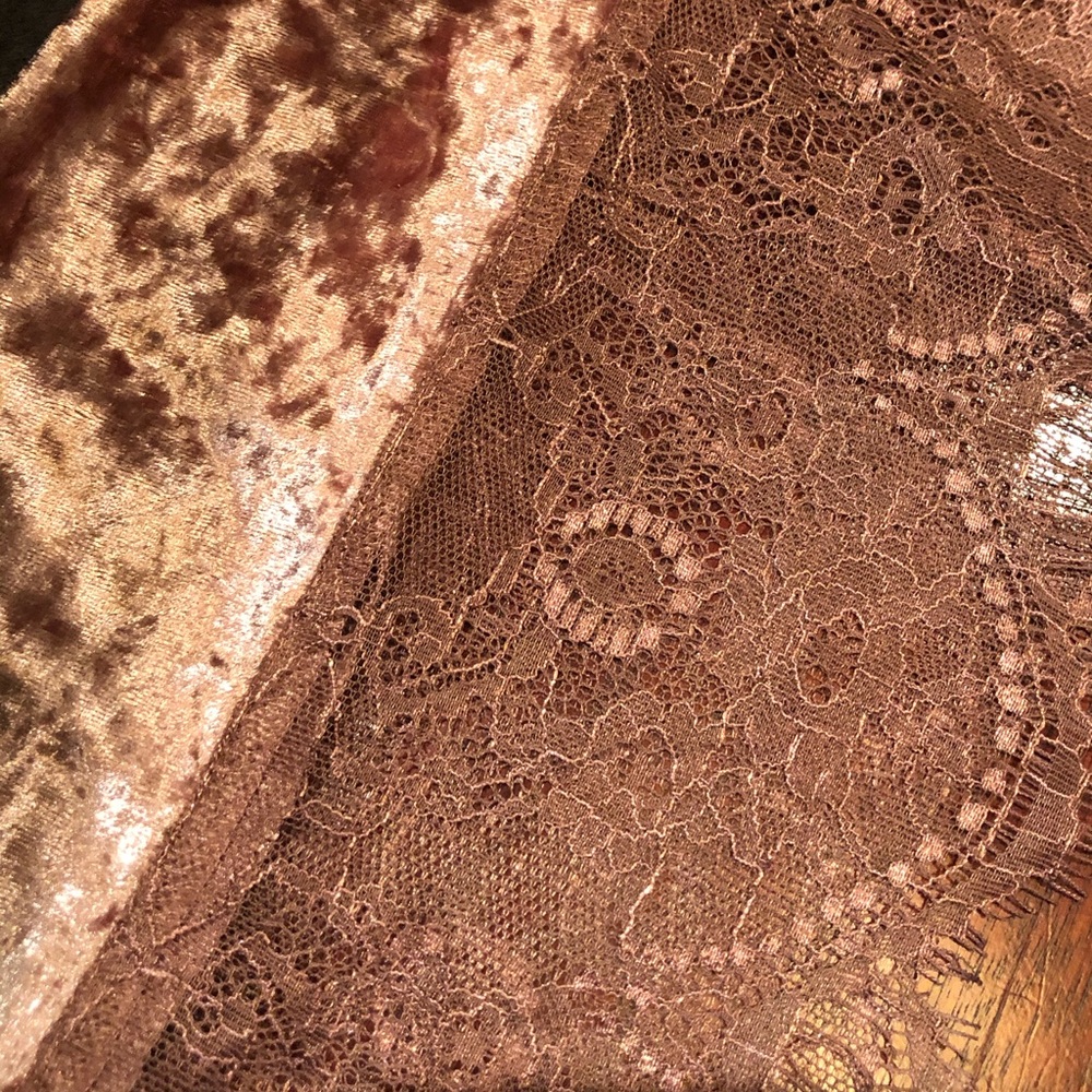 Sweater - Picture 5 of 5